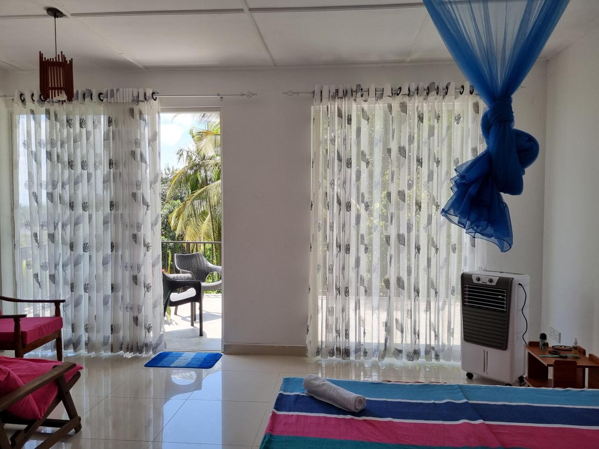 Squirrel'S Nest Hotel Kandy Luaran gambar