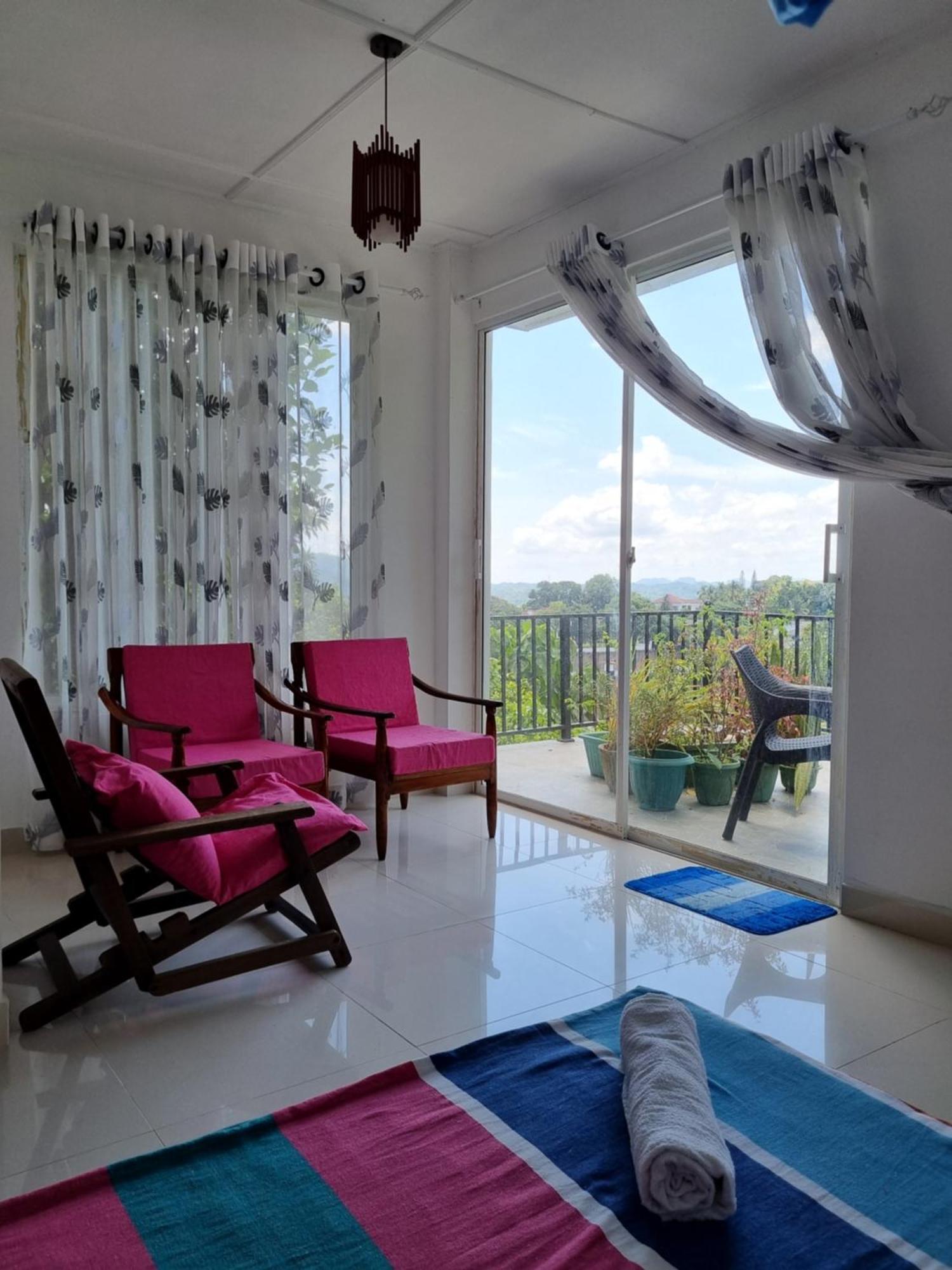 Squirrel'S Nest Hotel Kandy Luaran gambar