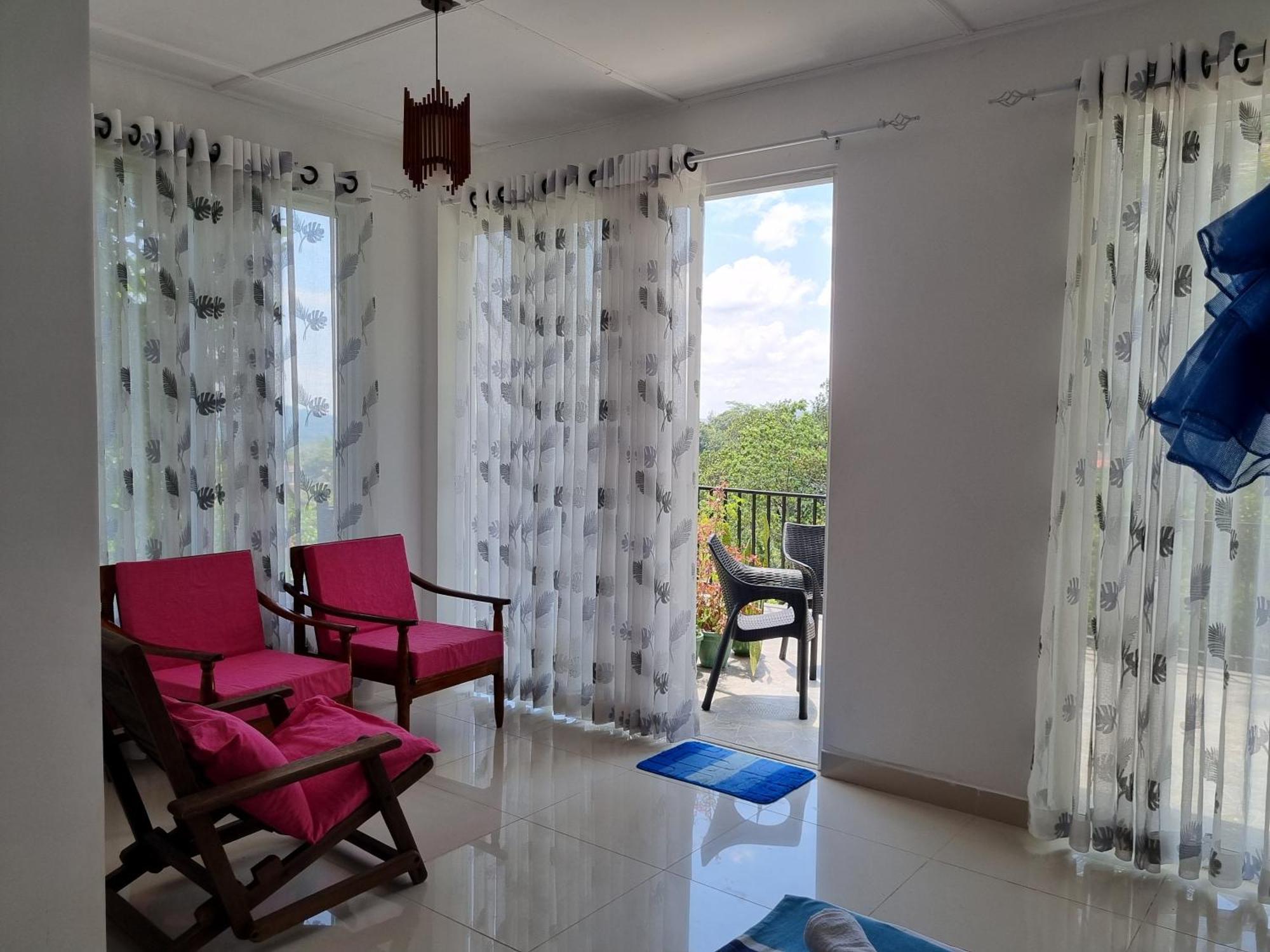 Squirrel'S Nest Hotel Kandy Luaran gambar