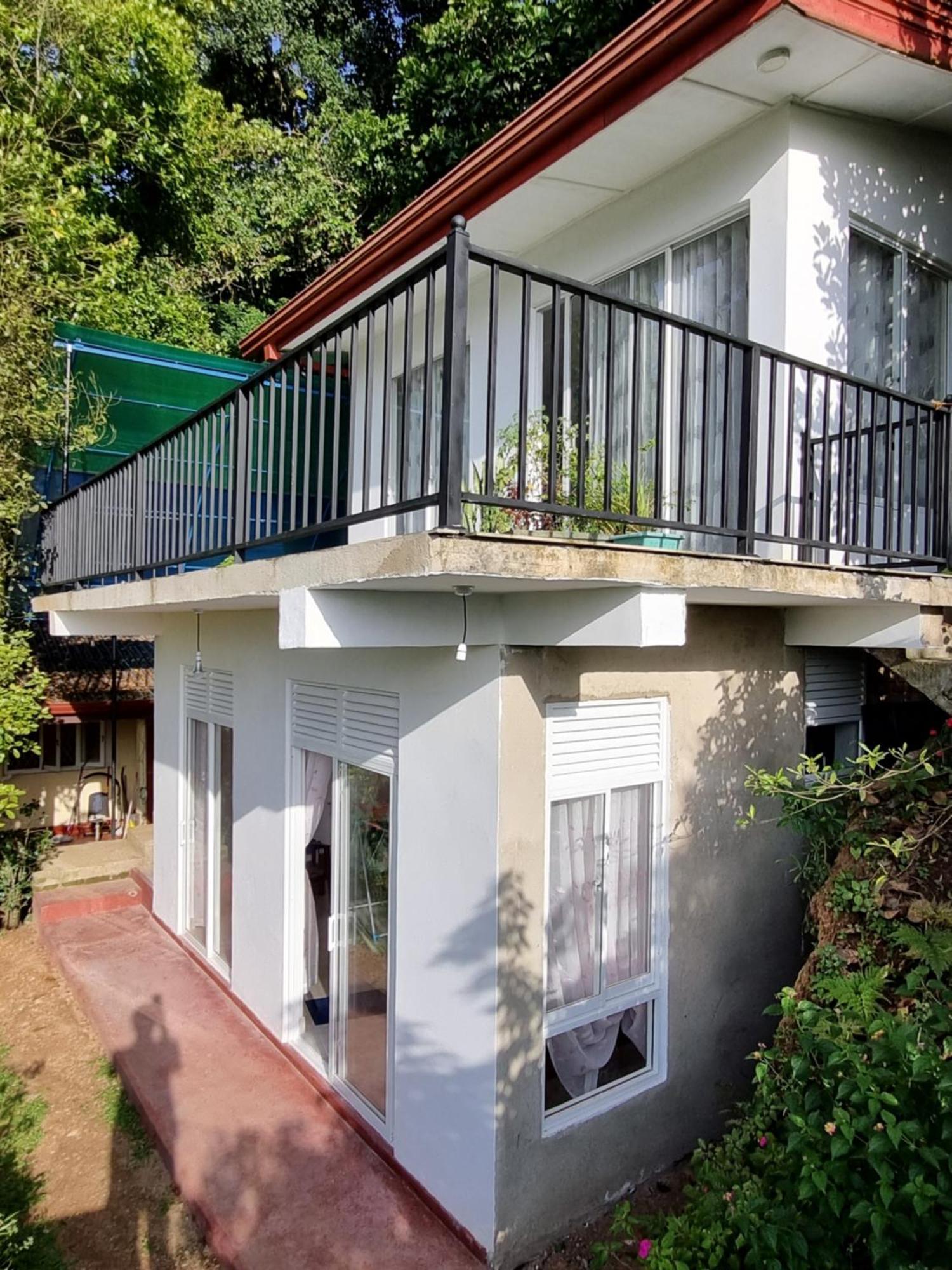 Squirrel'S Nest Hotel Kandy Luaran gambar
