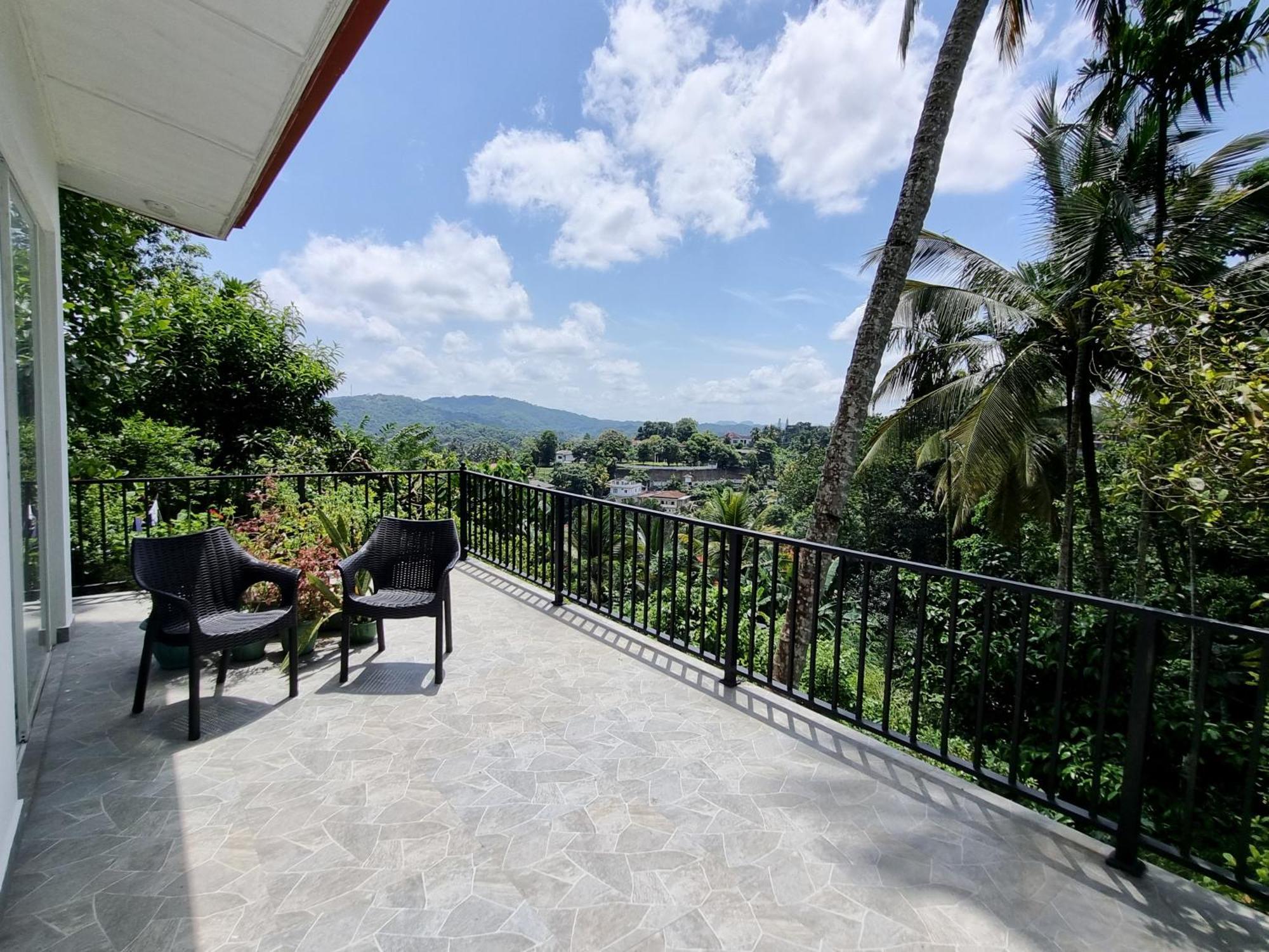 Squirrel'S Nest Hotel Kandy Luaran gambar